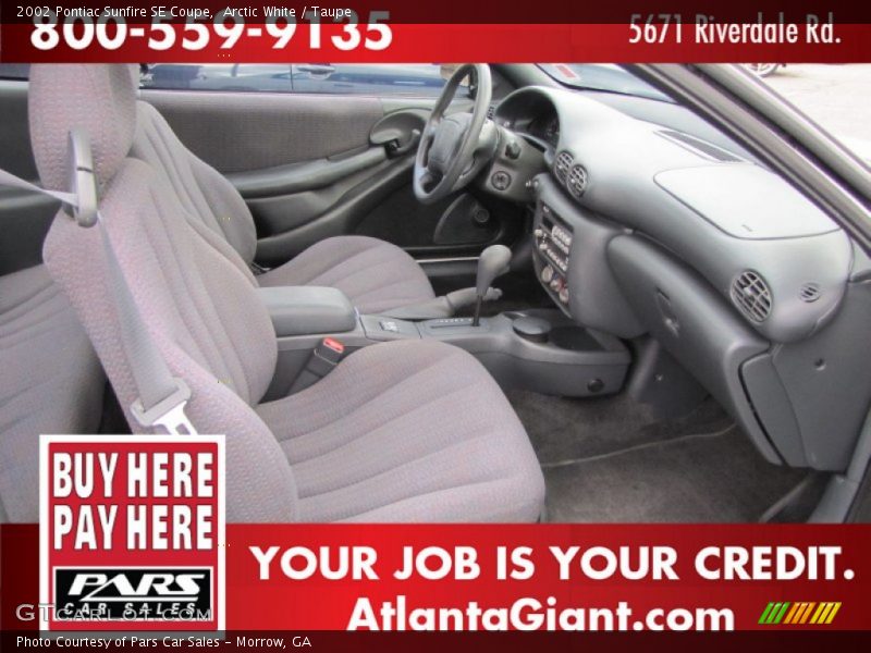 Arctic White / Taupe 2002 Pontiac Sunfire SE Coupe