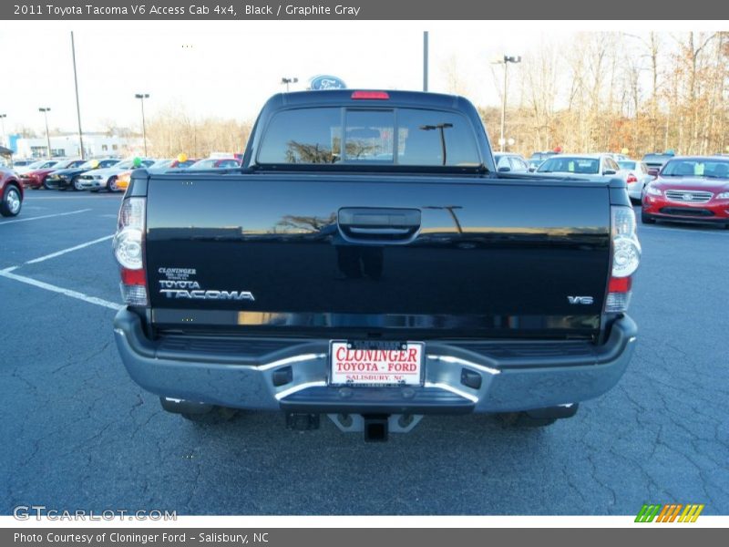 Black / Graphite Gray 2011 Toyota Tacoma V6 Access Cab 4x4