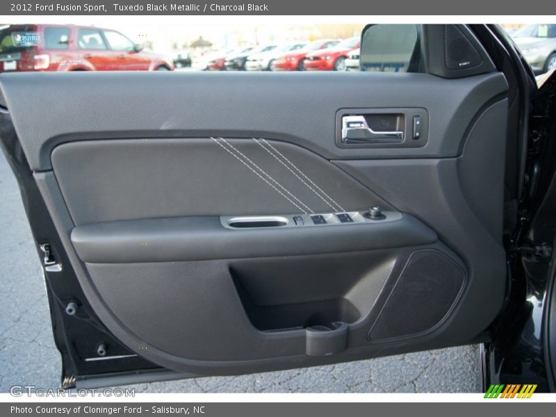 Door Panel of 2012 Fusion Sport