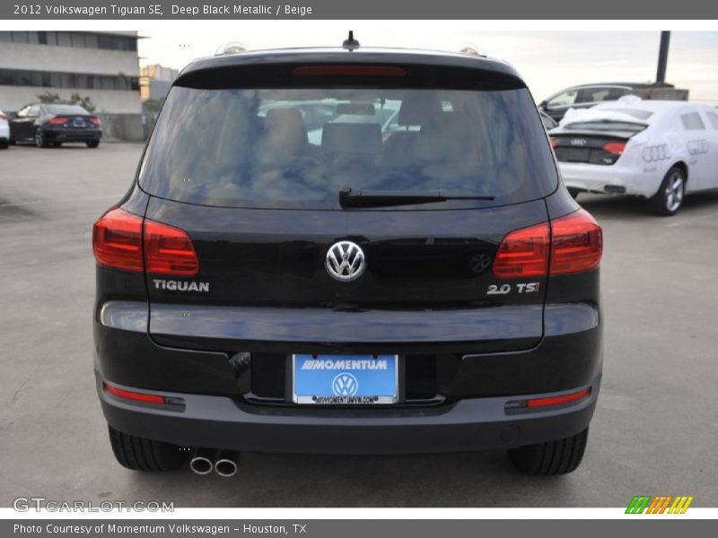Deep Black Metallic / Beige 2012 Volkswagen Tiguan SE