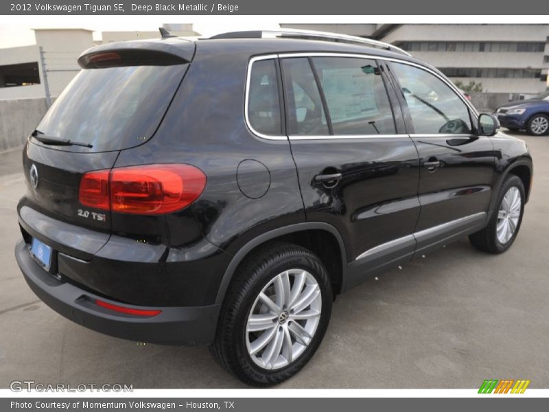 Deep Black Metallic / Beige 2012 Volkswagen Tiguan SE