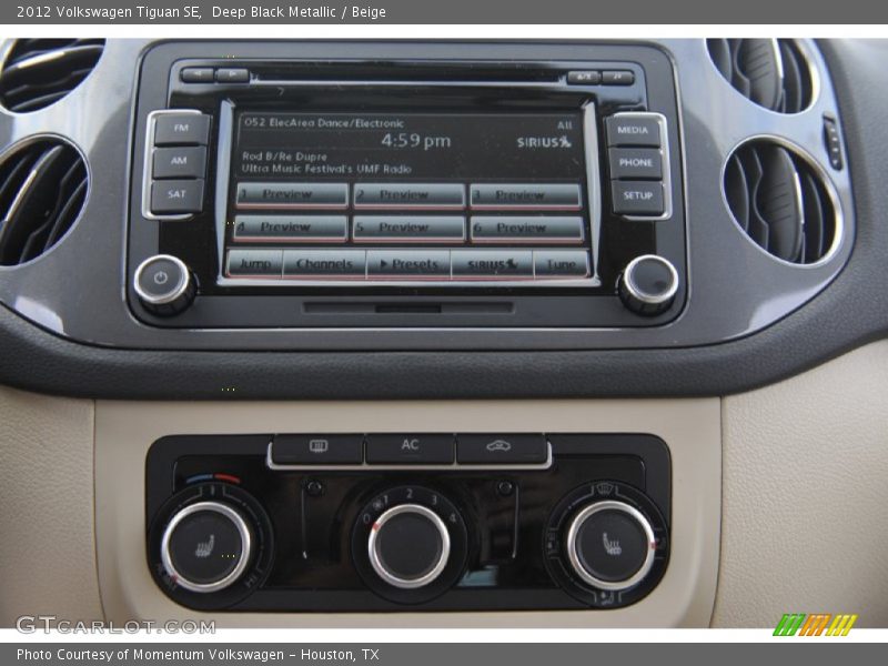 Deep Black Metallic / Beige 2012 Volkswagen Tiguan SE