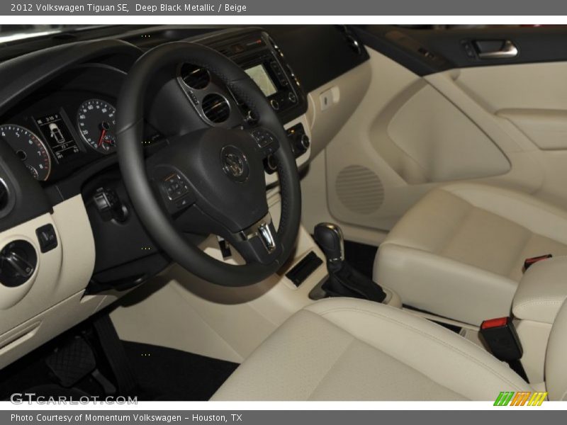 Deep Black Metallic / Beige 2012 Volkswagen Tiguan SE