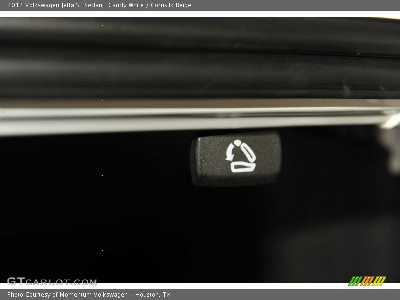 Candy White / Cornsilk Beige 2012 Volkswagen Jetta SE Sedan
