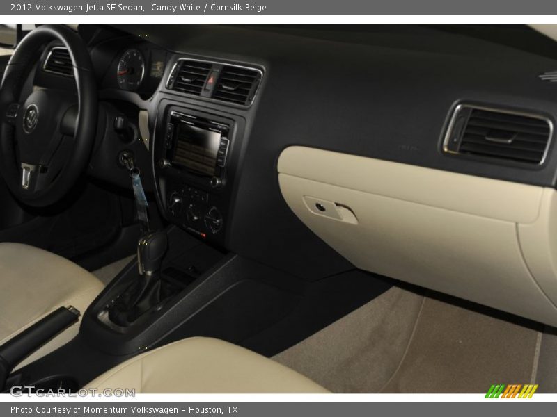Candy White / Cornsilk Beige 2012 Volkswagen Jetta SE Sedan