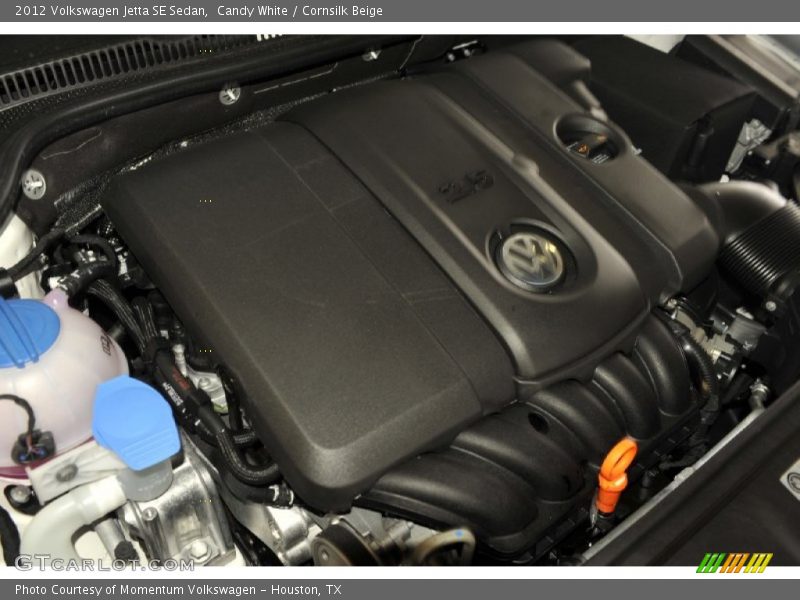 Candy White / Cornsilk Beige 2012 Volkswagen Jetta SE Sedan