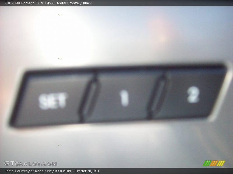 Metal Bronze / Black 2009 Kia Borrego EX V8 4x4