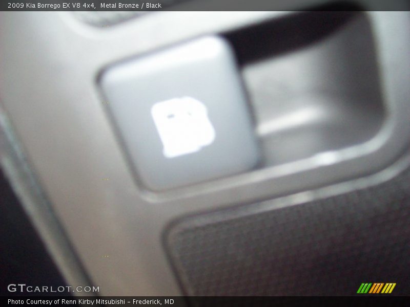 Metal Bronze / Black 2009 Kia Borrego EX V8 4x4