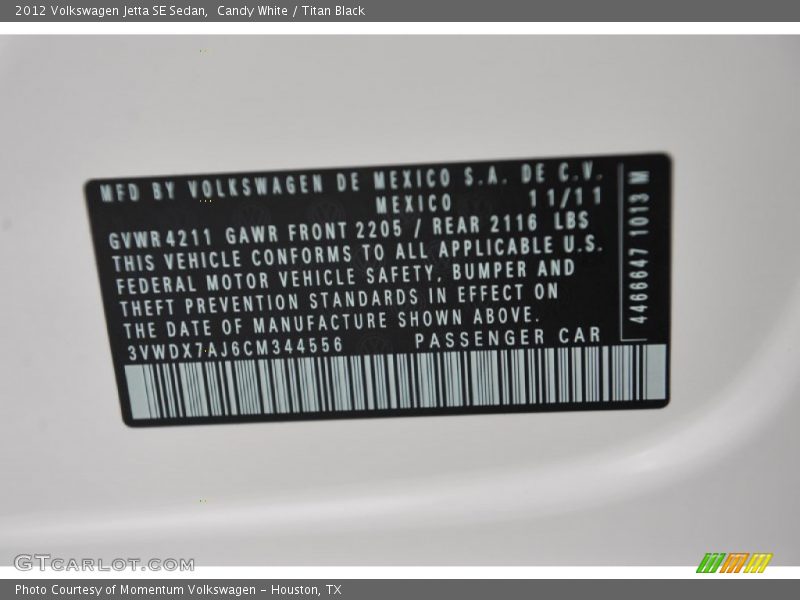 Candy White / Titan Black 2012 Volkswagen Jetta SE Sedan