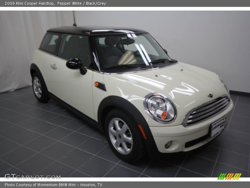 Pepper White / Black/Grey 2009 Mini Cooper Hardtop