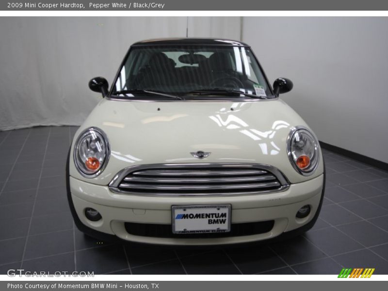 Pepper White / Black/Grey 2009 Mini Cooper Hardtop