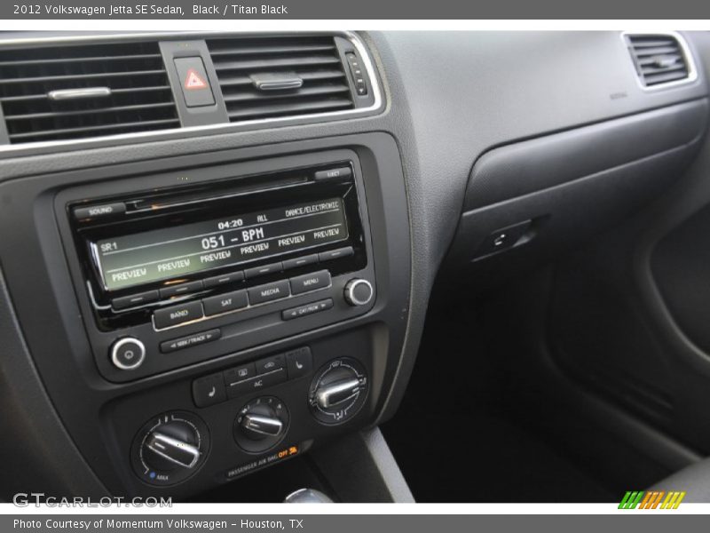 Black / Titan Black 2012 Volkswagen Jetta SE Sedan