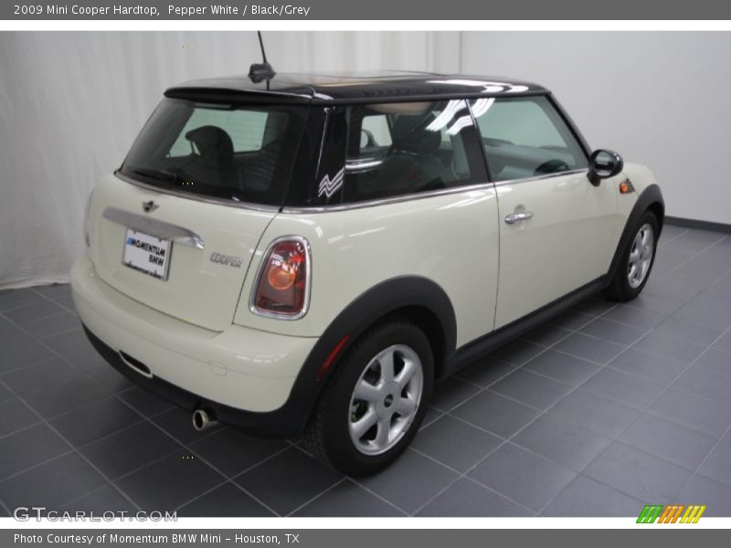 Pepper White / Black/Grey 2009 Mini Cooper Hardtop