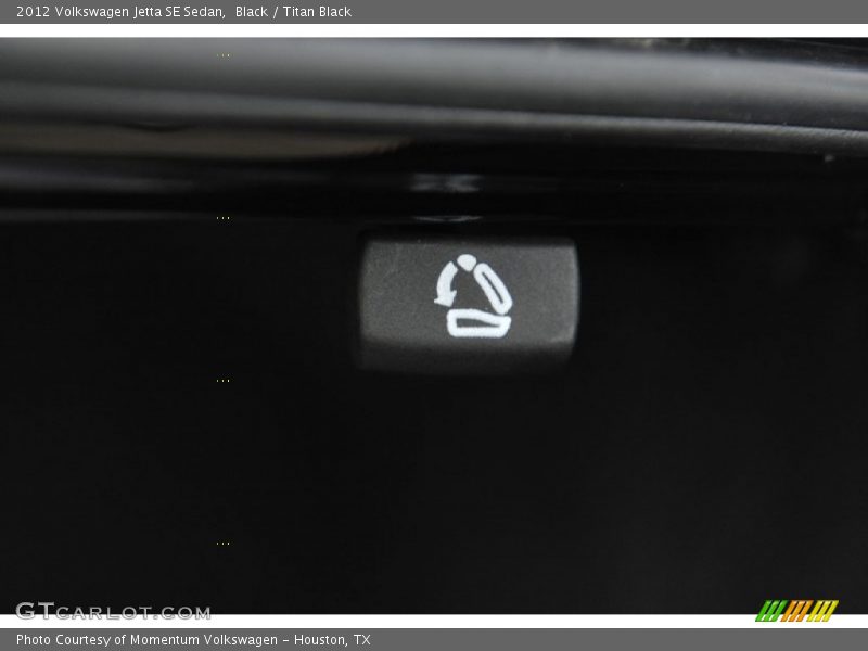 Black / Titan Black 2012 Volkswagen Jetta SE Sedan