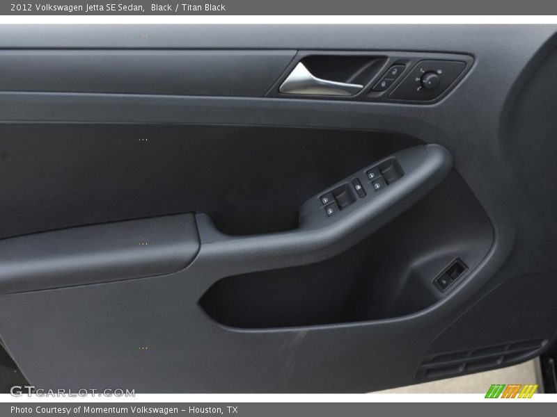Black / Titan Black 2012 Volkswagen Jetta SE Sedan