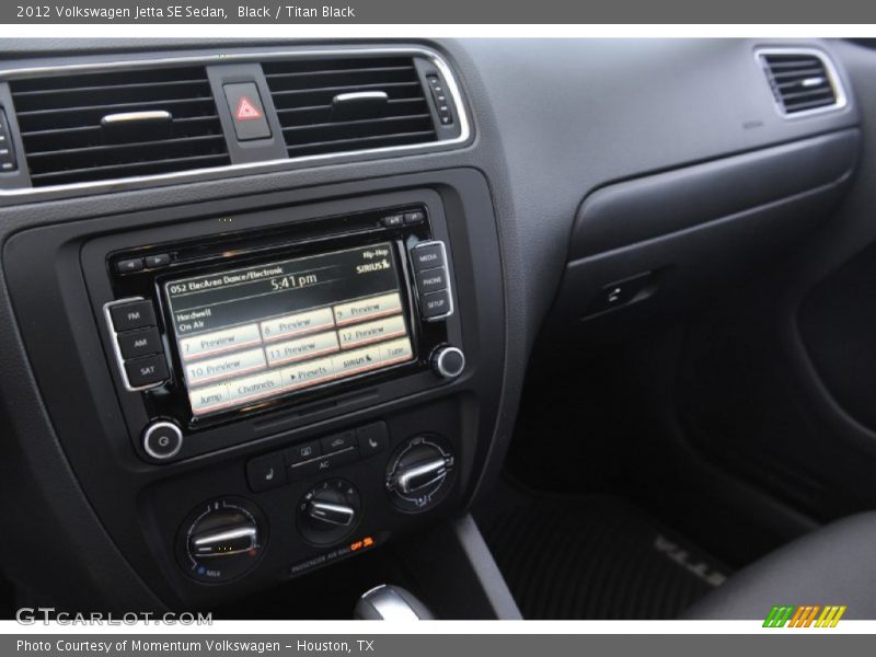 Black / Titan Black 2012 Volkswagen Jetta SE Sedan