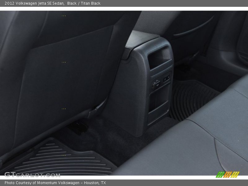 Black / Titan Black 2012 Volkswagen Jetta SE Sedan