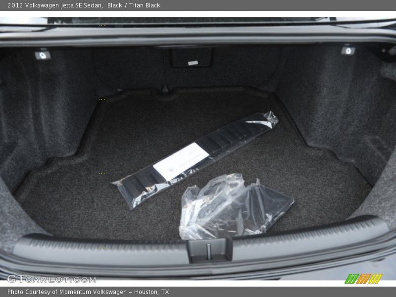 Black / Titan Black 2012 Volkswagen Jetta SE Sedan