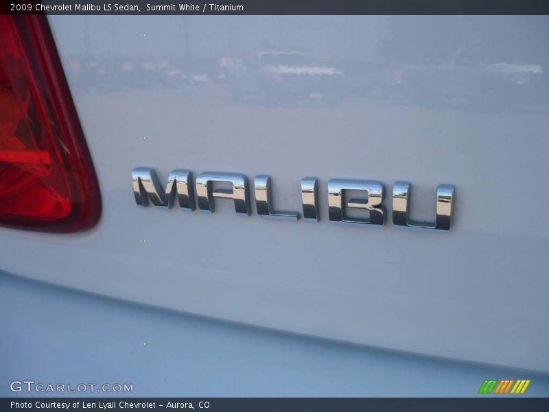 Summit White / Titanium 2009 Chevrolet Malibu LS Sedan