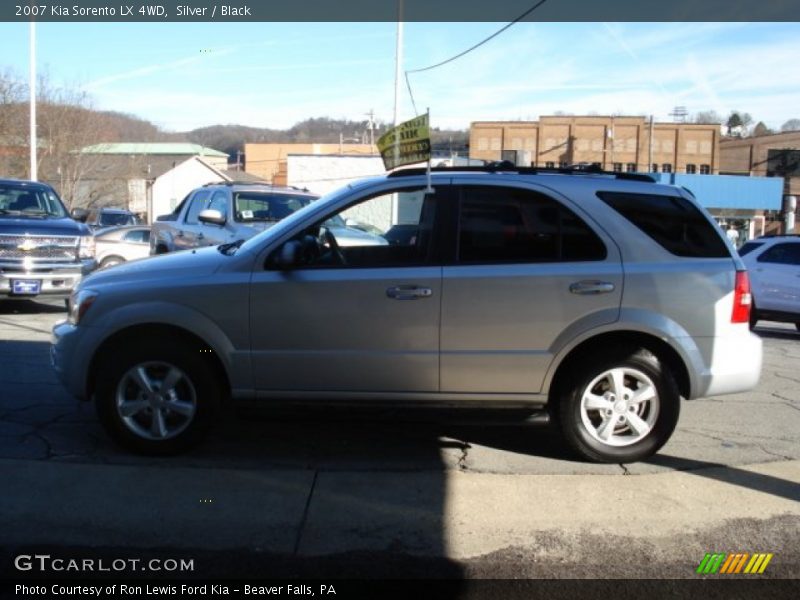 Silver / Black 2007 Kia Sorento LX 4WD