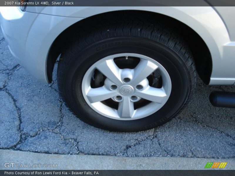 Silver / Black 2007 Kia Sorento LX 4WD