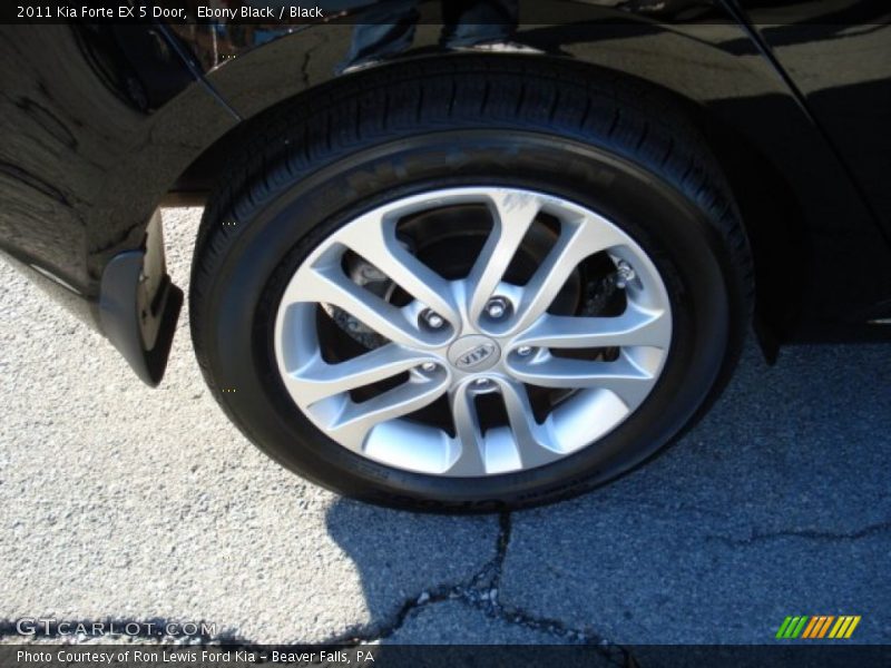 Ebony Black / Black 2011 Kia Forte EX 5 Door