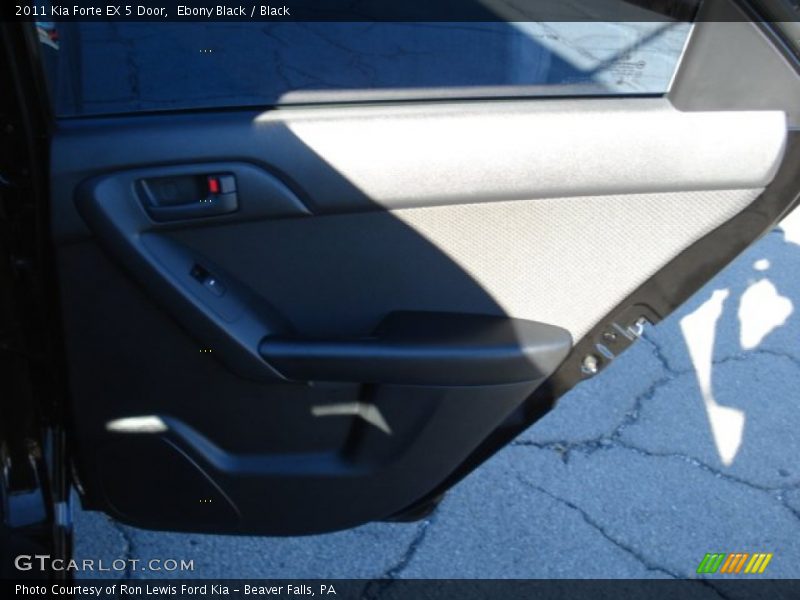 Ebony Black / Black 2011 Kia Forte EX 5 Door