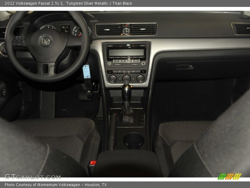 Tungsten Silver Metallic / Titan Black 2012 Volkswagen Passat 2.5L S