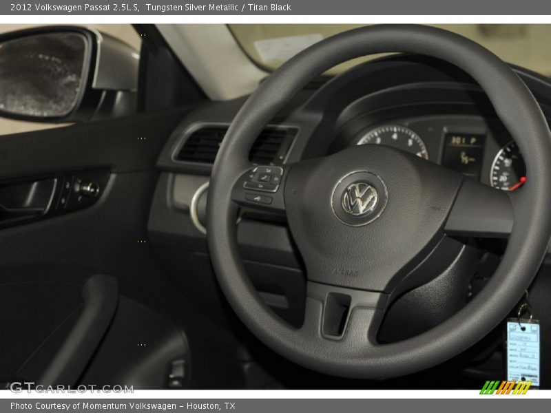 Tungsten Silver Metallic / Titan Black 2012 Volkswagen Passat 2.5L S