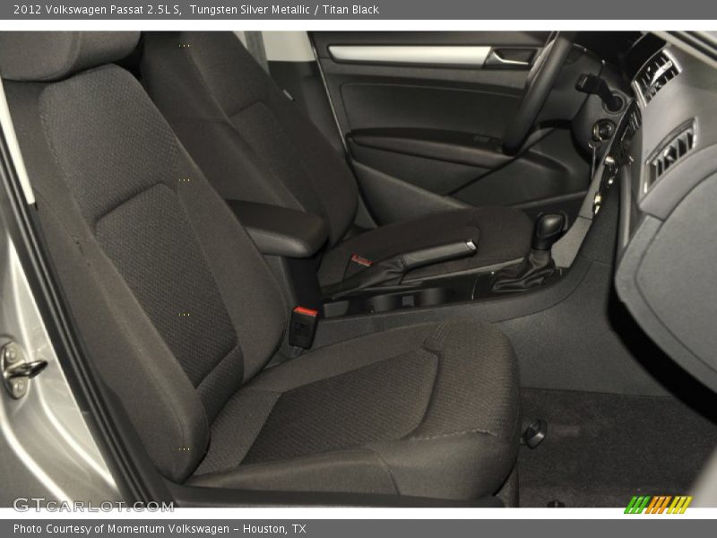 Tungsten Silver Metallic / Titan Black 2012 Volkswagen Passat 2.5L S