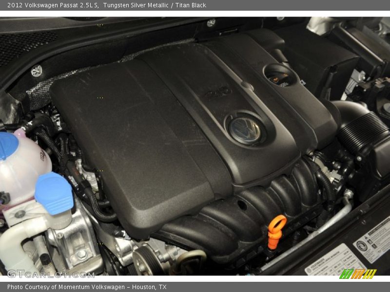 Tungsten Silver Metallic / Titan Black 2012 Volkswagen Passat 2.5L S
