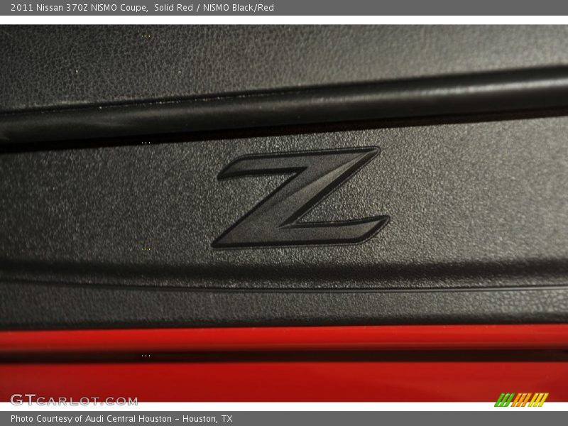 Solid Red / NISMO Black/Red 2011 Nissan 370Z NISMO Coupe