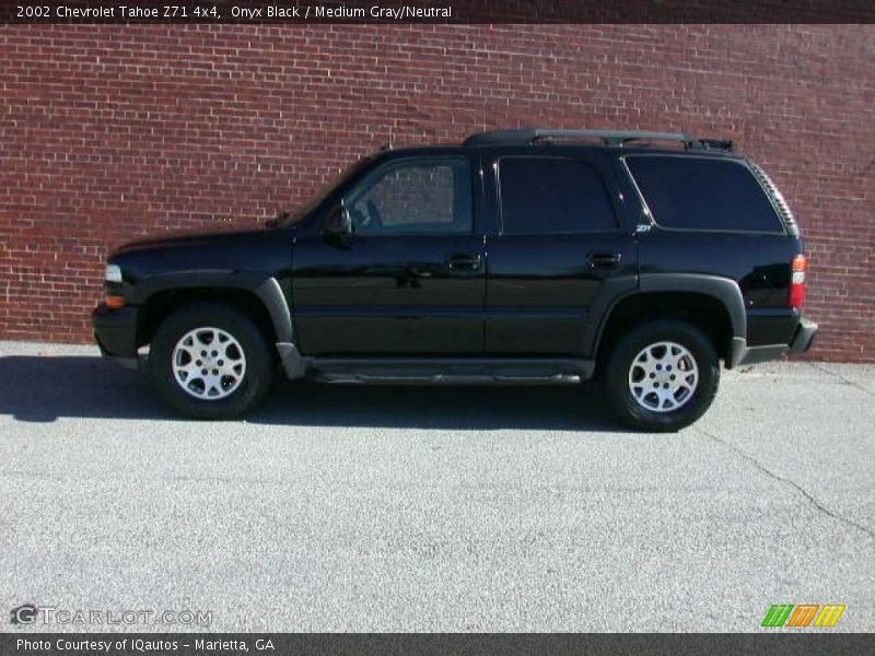 Onyx Black / Medium Gray/Neutral 2002 Chevrolet Tahoe Z71 4x4