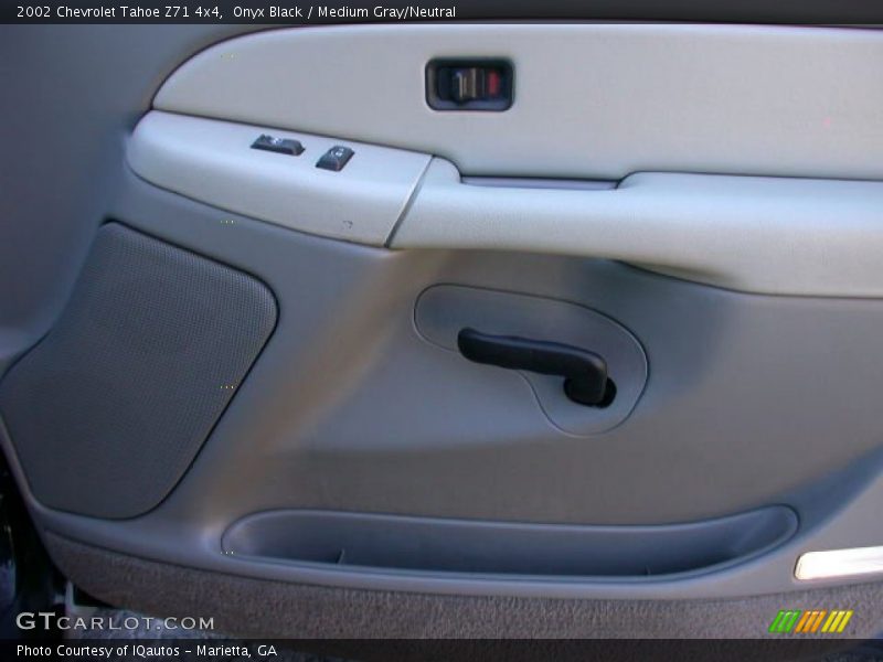 Onyx Black / Medium Gray/Neutral 2002 Chevrolet Tahoe Z71 4x4