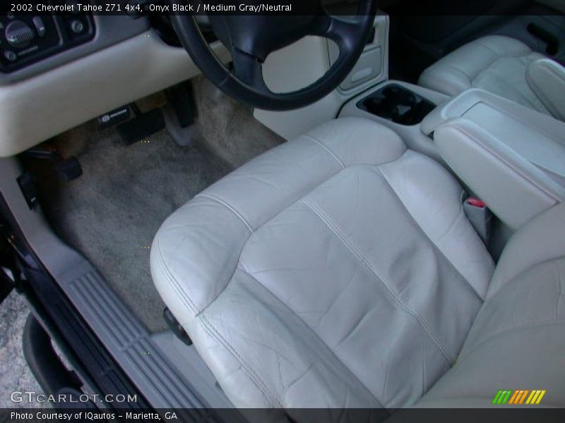 Onyx Black / Medium Gray/Neutral 2002 Chevrolet Tahoe Z71 4x4