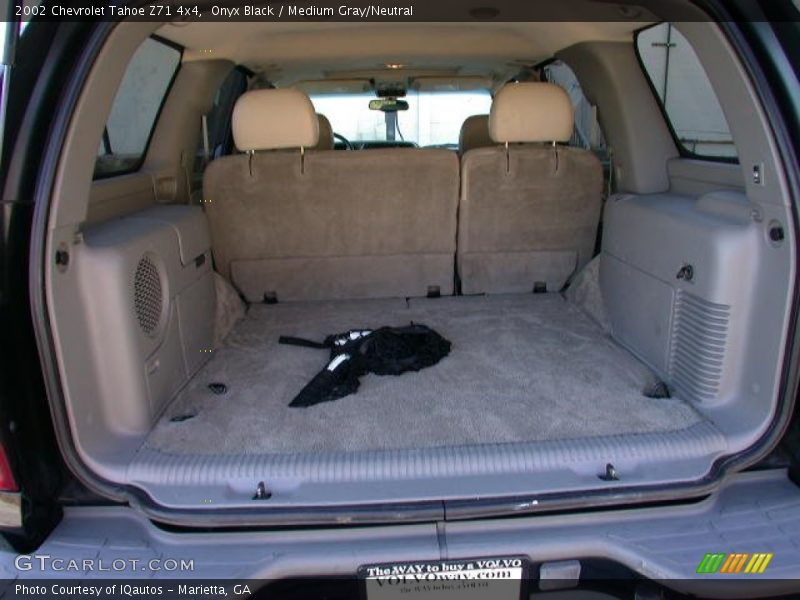 Onyx Black / Medium Gray/Neutral 2002 Chevrolet Tahoe Z71 4x4