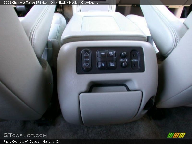 Onyx Black / Medium Gray/Neutral 2002 Chevrolet Tahoe Z71 4x4