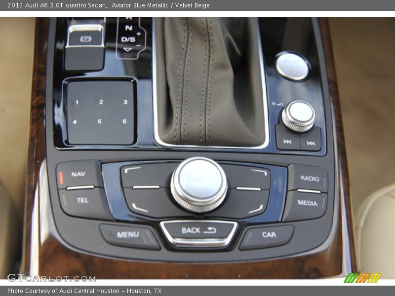 Controls of 2012 A6 3.0T quattro Sedan