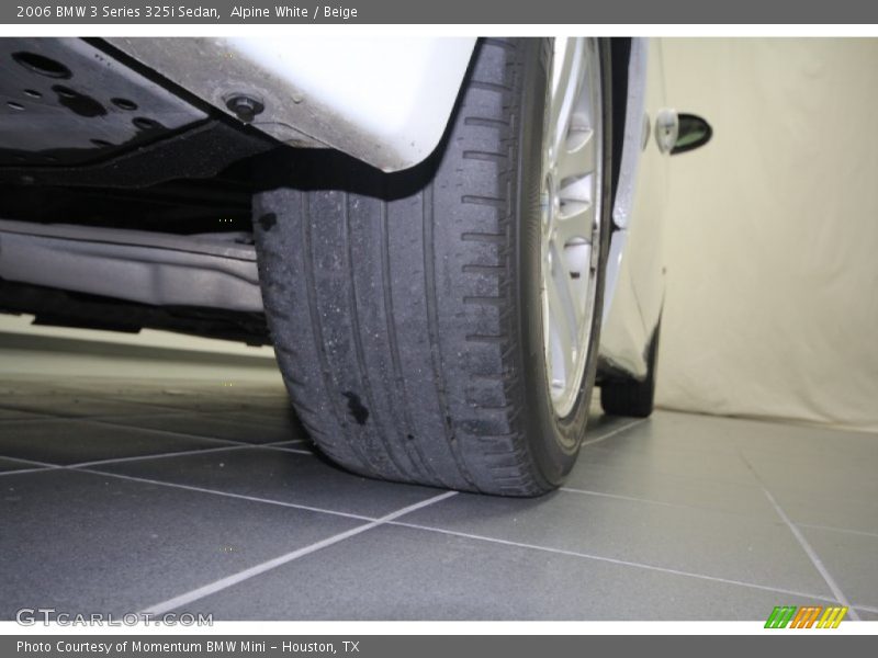 Alpine White / Beige 2006 BMW 3 Series 325i Sedan