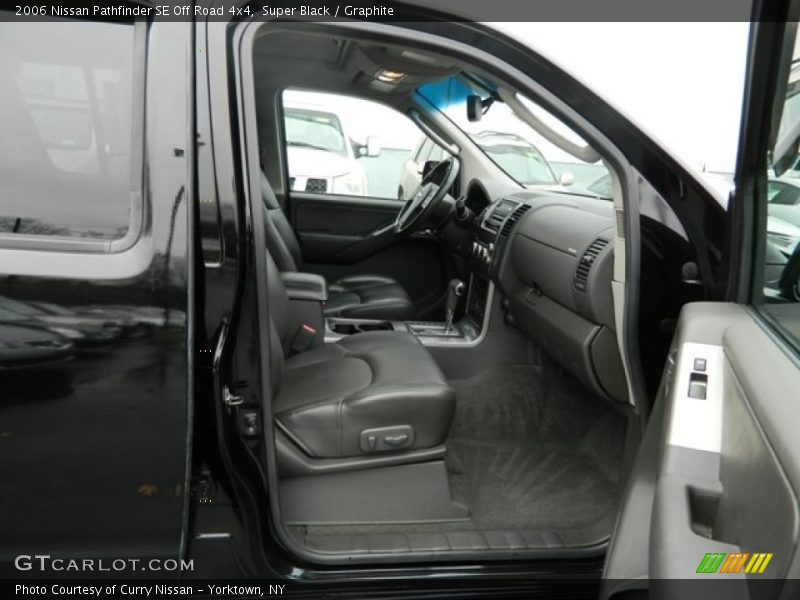 Super Black / Graphite 2006 Nissan Pathfinder SE Off Road 4x4
