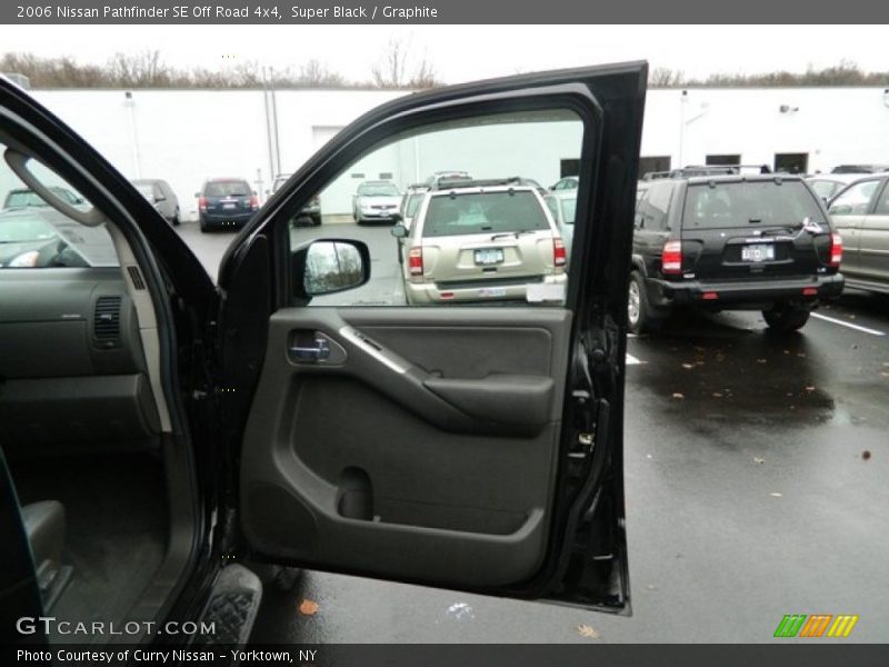Super Black / Graphite 2006 Nissan Pathfinder SE Off Road 4x4