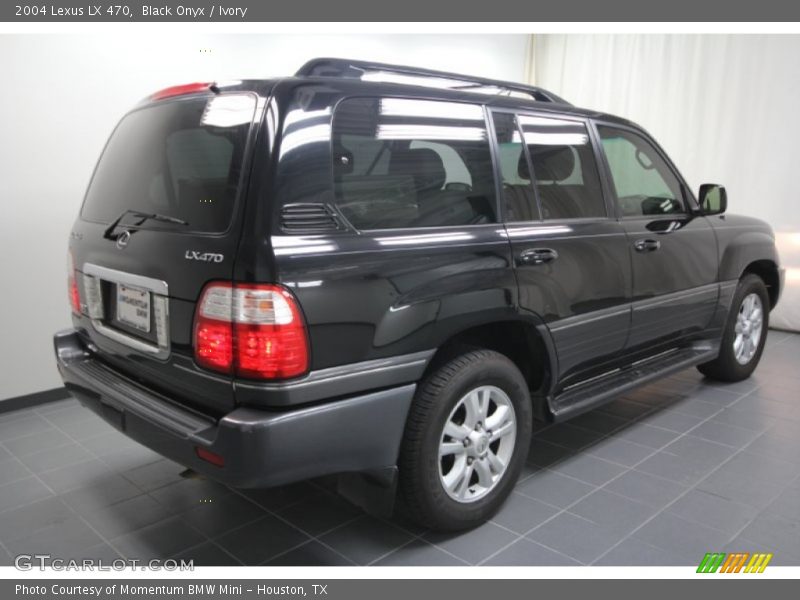 Black Onyx / Ivory 2004 Lexus LX 470
