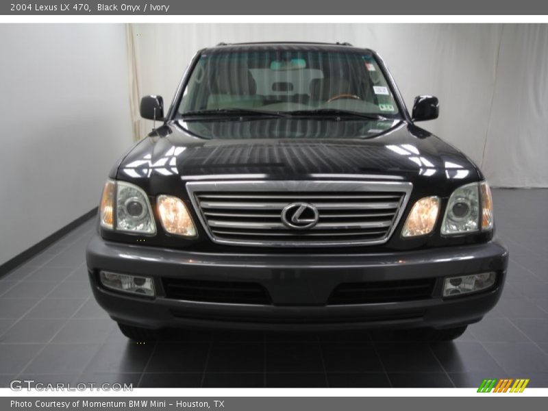 Black Onyx / Ivory 2004 Lexus LX 470
