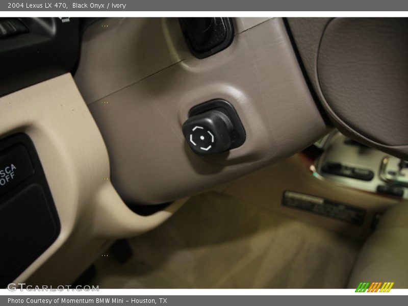 Black Onyx / Ivory 2004 Lexus LX 470