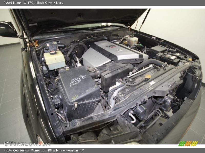 Black Onyx / Ivory 2004 Lexus LX 470