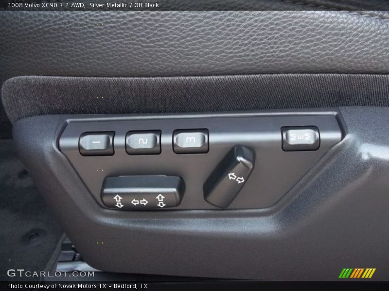 Silver Metallic / Off Black 2008 Volvo XC90 3.2 AWD