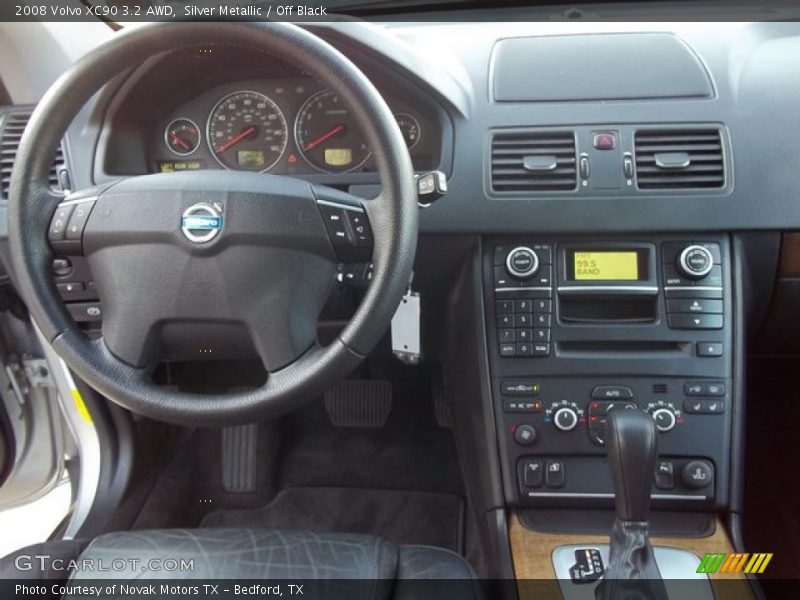Silver Metallic / Off Black 2008 Volvo XC90 3.2 AWD