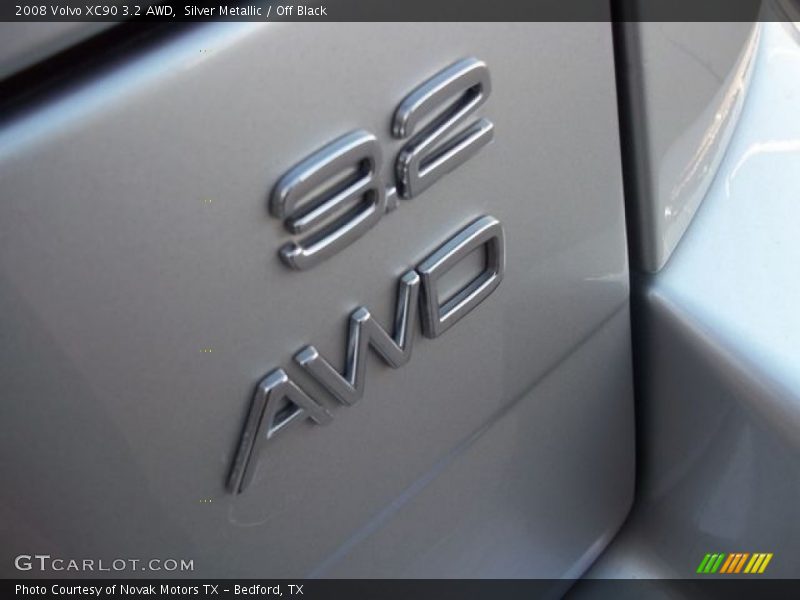 Silver Metallic / Off Black 2008 Volvo XC90 3.2 AWD