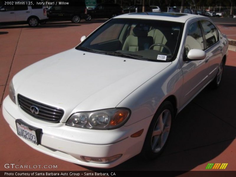 Ivory Pearl / Willow 2002 Infiniti I 35