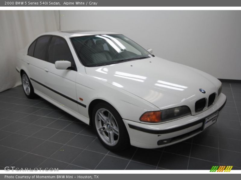 Alpine White / Gray 2000 BMW 5 Series 540i Sedan